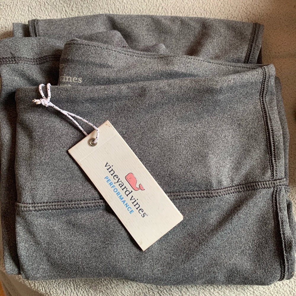 NWT Vineyard Vines Performance Cropped Leggings